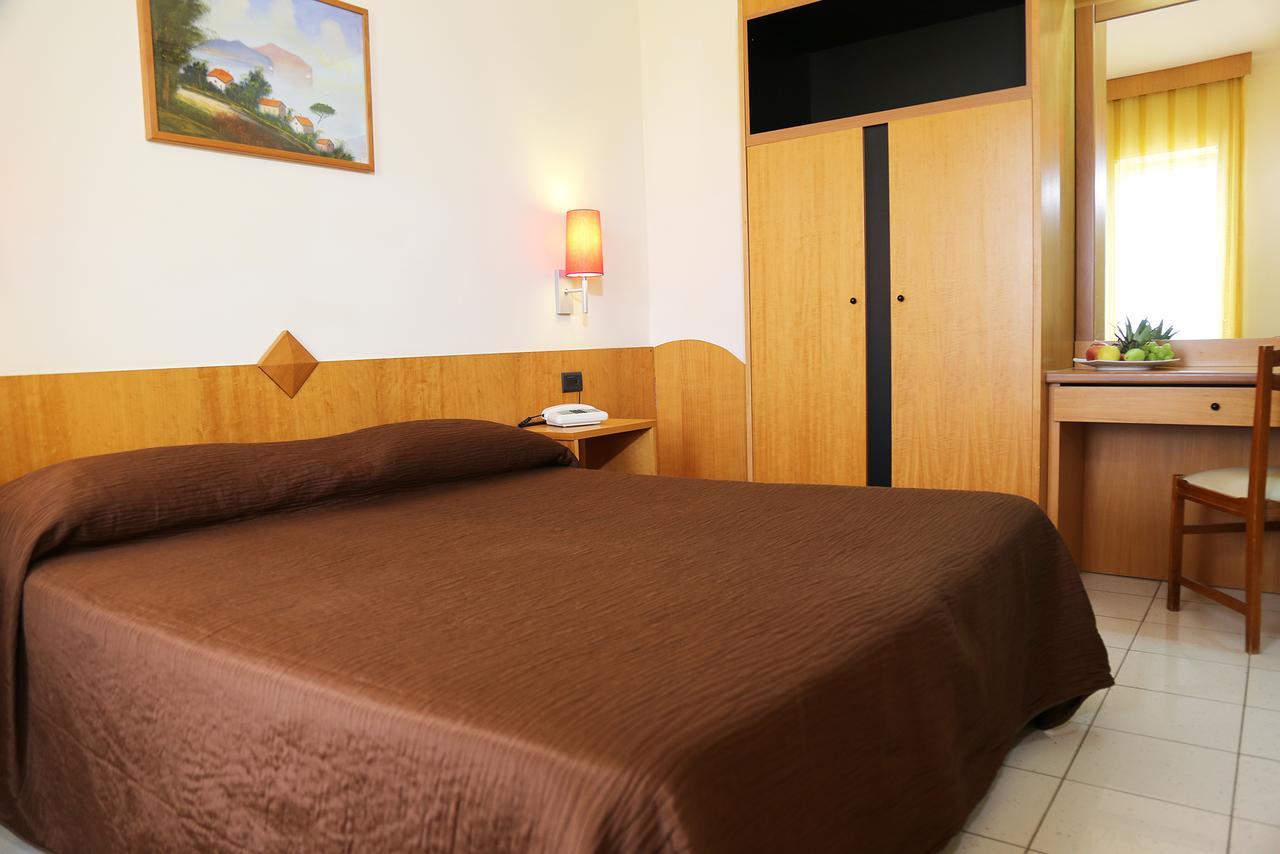 Hotel Meranda Camigliatello Silano Buitenkant foto